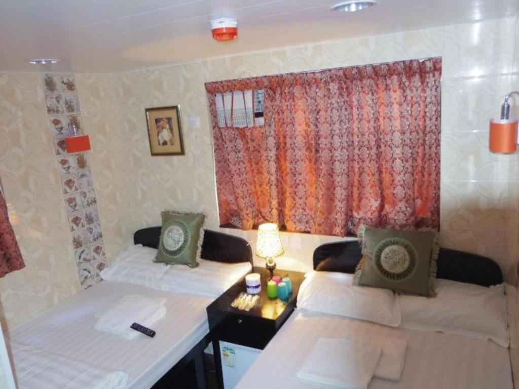 Kabayan Hostel Хонконг Екстериор снимка